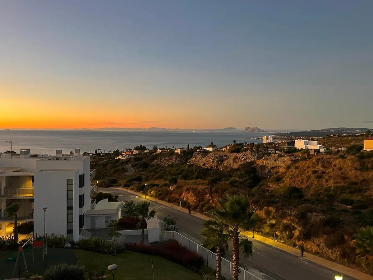 Penthouse With Stunning View And Rooftop Terrace Manilva 0*,